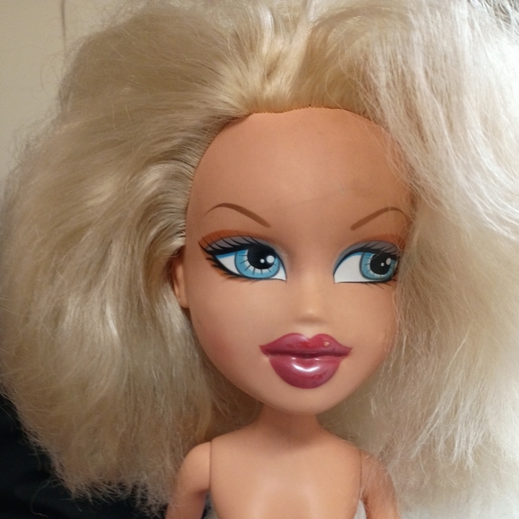 24" vintage Bratz Doll with Blonde Hair and western Outfit - Picture 10 of 10